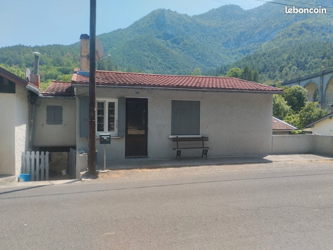 Maison 4 pièces 68 m² · à Axat · 68 m² · 90 000 €