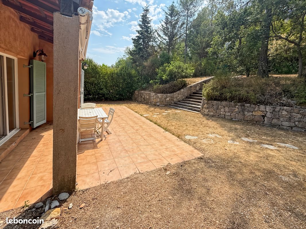 Maison 4 pièces 80 m² · à Valbonne · 80 m² · 2 000 €