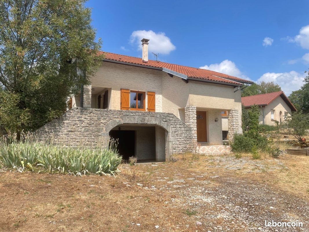 Maison 8 pièces 176 m² · à Saint-Alban · 176 m² · 220 000 €