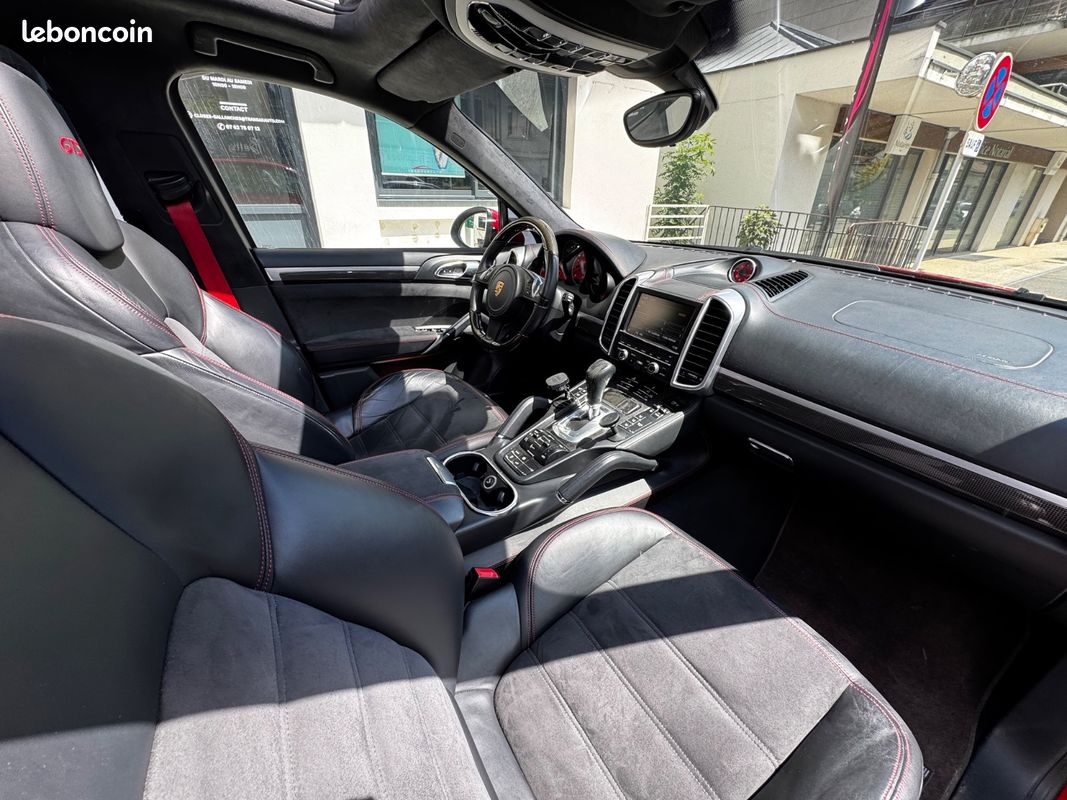 PORSCHE CAYENNE 4.8 V8 GTS Tiptronic S (image 20)