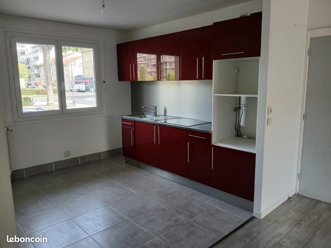 Appartement 3 pièces 60 m² · à Montrond-les-Bains · 60 m² · 670 €/mois