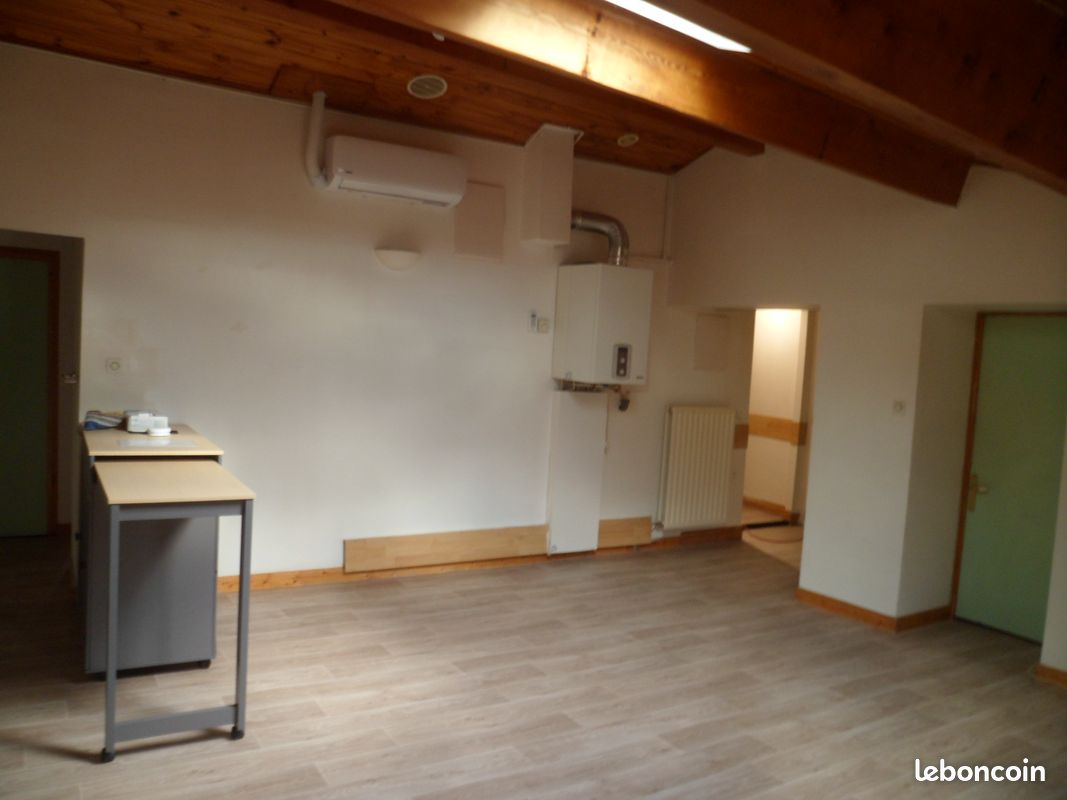 Loue t3 centre ville (image 3)