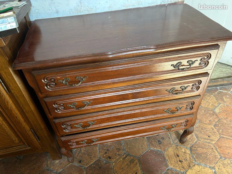 Commode sauteuse de style Louis XV / Régence (image 2)