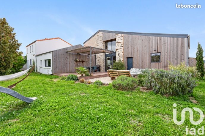 Maison 6 pièces 189 m²