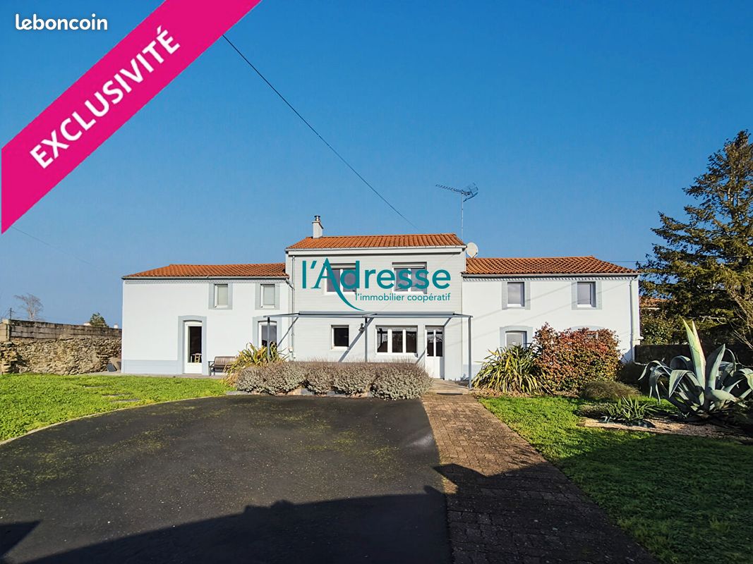 Maison 7 pièces 156 m² · à Montrevault-sur-Èvre · 156 m² · 247 490 €