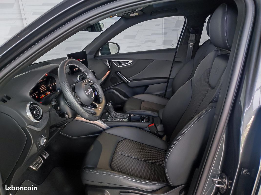 AUDI Q2 35 TFSI 150 S tronic 7 S line Plus (image 19)