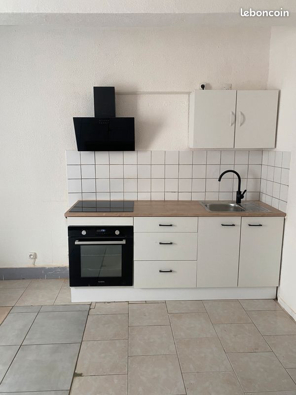 Appartement 2 pièces 37 m² · à Orange · 37 m² · 470 €/mois