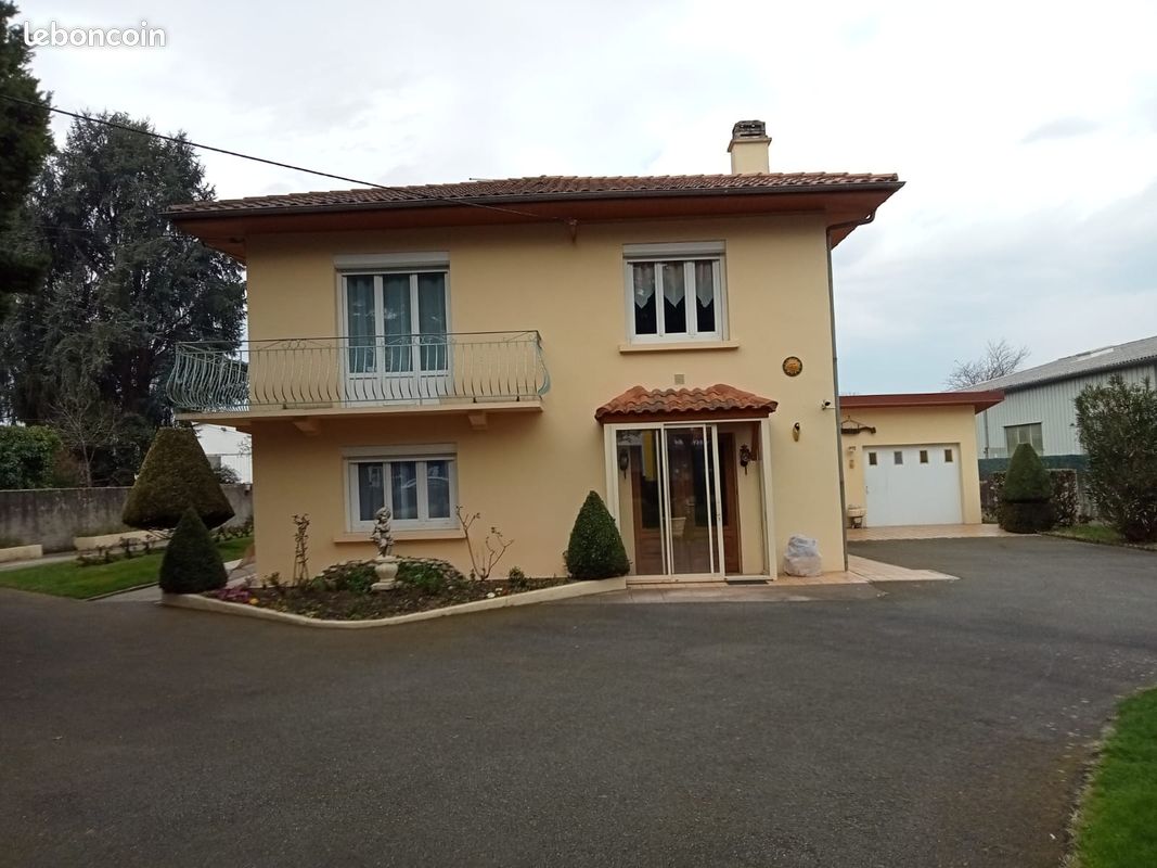 Maison 8 pièces 180 m² · à Odos · 180 m² · 400 000 €