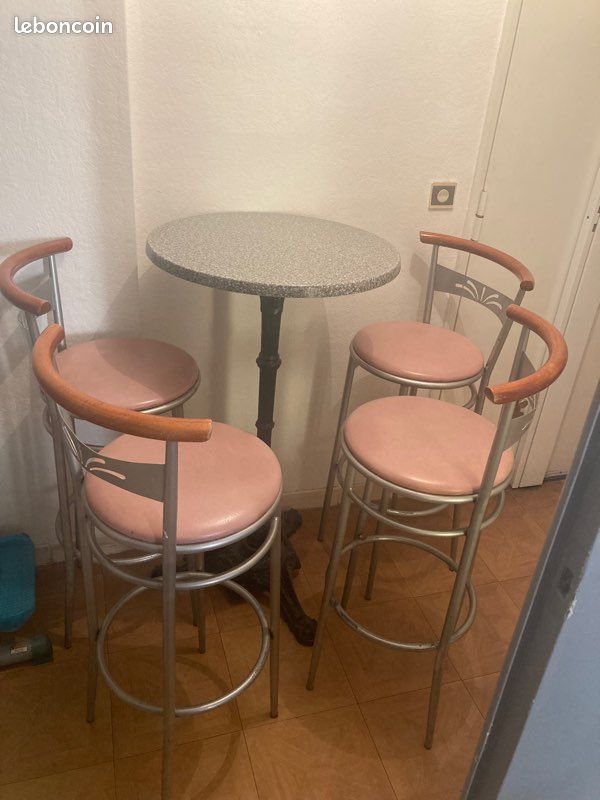 Table et tabouret (image 2)