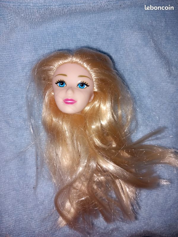 Lot têtes de barbie (image 4)