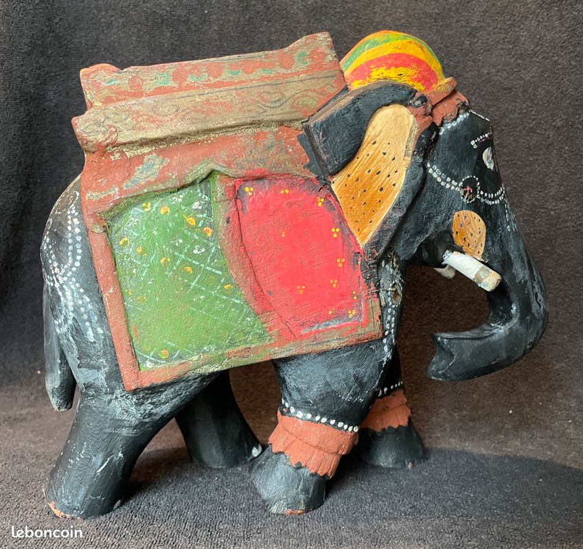 Eléphant harnaché bois sculpté et peint Inde (image 14)