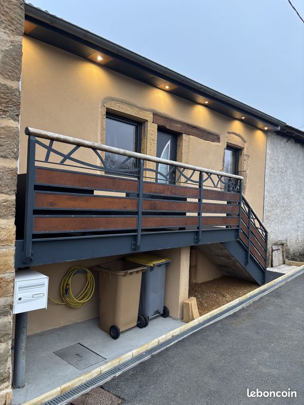 Maison 3 pièces 55 m² · à Val d'Oingt · 55 m² · 695 €/mois