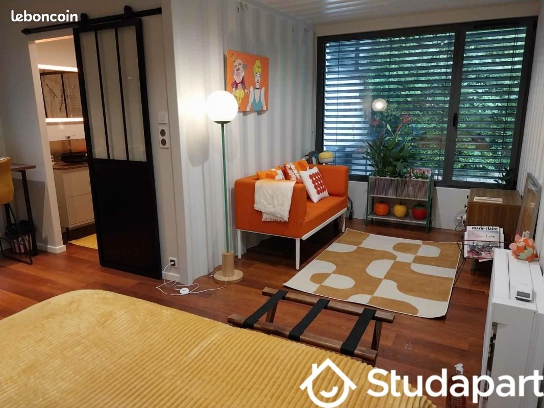 Appartement 1 pièce 25 m² · à Écully · 25 m² · 980 €/mois