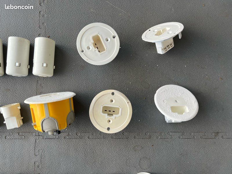Lot de douilles de lampe (image 5)