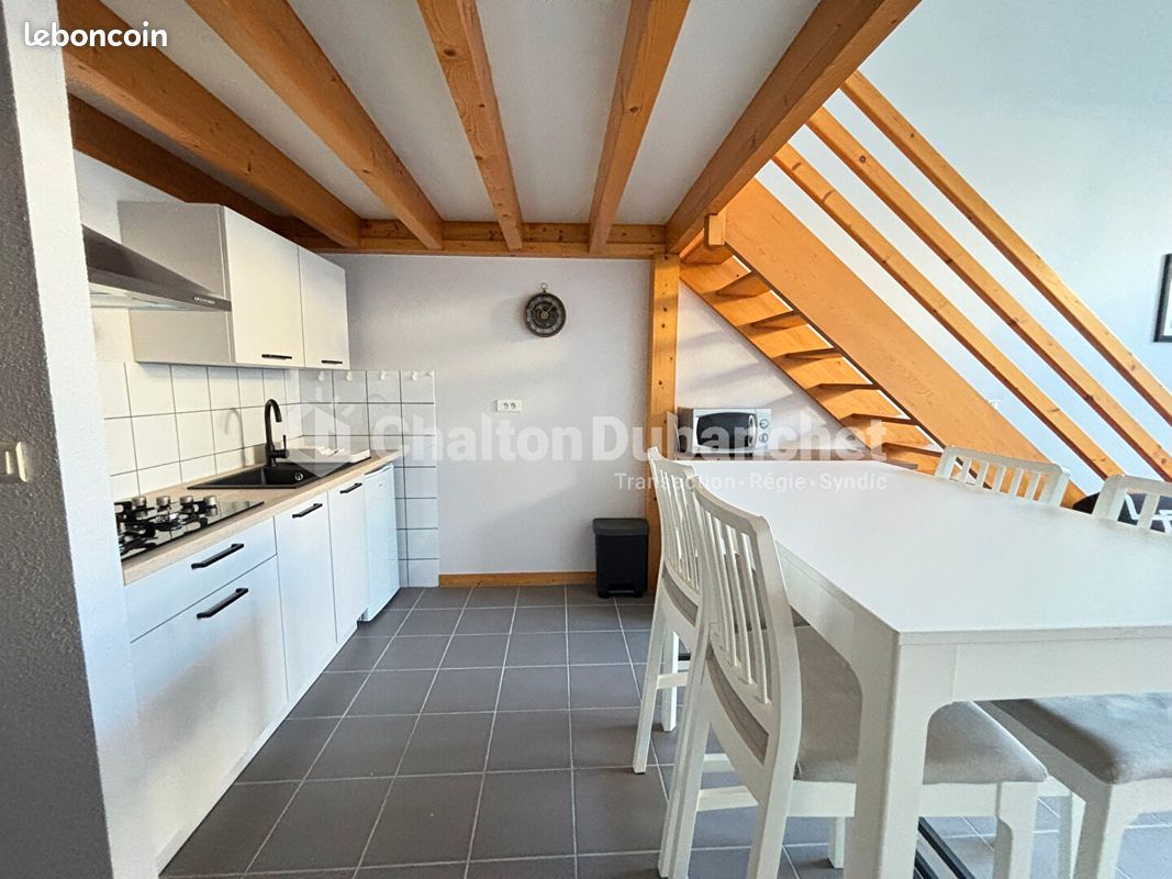 Appartement 1 pièce 32 m² · à Roanne · 32 m² · 460 €/mois