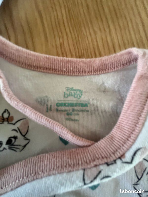 Lot bodies et pyjamas 3 mois (image 9)
