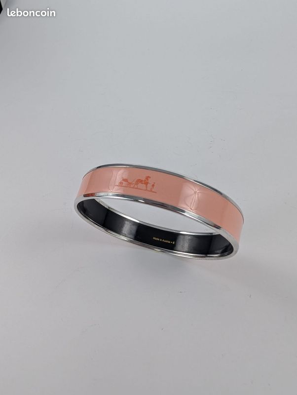 Bracelet Jonc Vintage Ouvrant – Couleur Rose Orangé émaillé, Diamètre 60 Mm