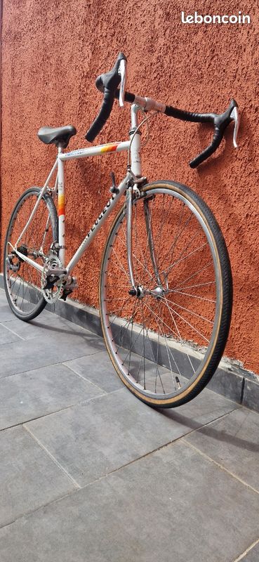 Vélo course Peugeot vintage, TBE - Vélos