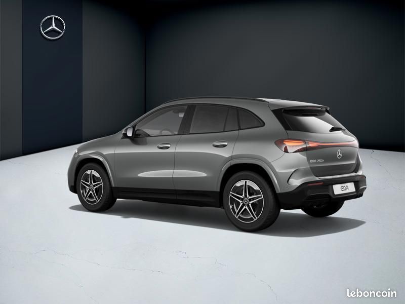 Mercedes EQA 250+ AMG Line (image 28)