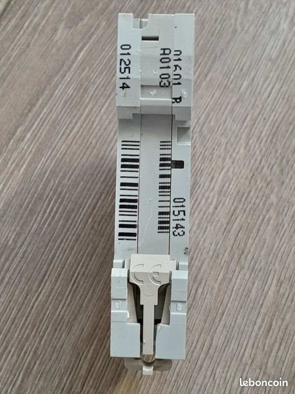Disjoncteur Merlin Gerin C1 (image 2)