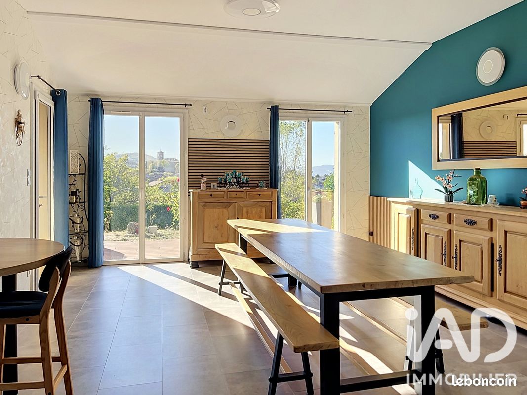Maison 8 pièces 187 m² · à Montrottier · 187 m² · 449 000 €