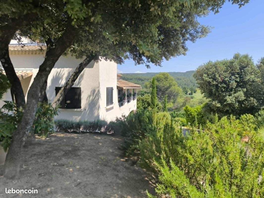 Villa 8 pièces 197 m² (image 2)