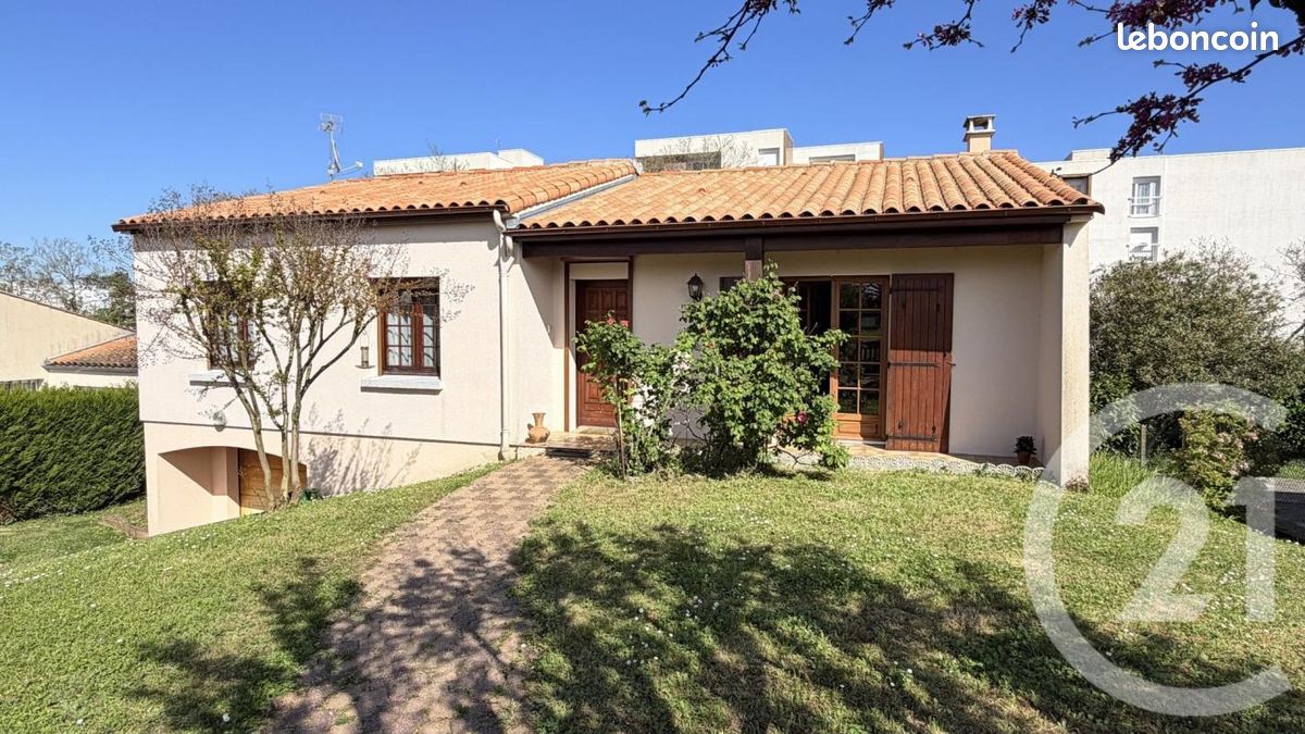 Maison 4 pièces 89 m² · à Saintes · 89 m² · 199 500 €