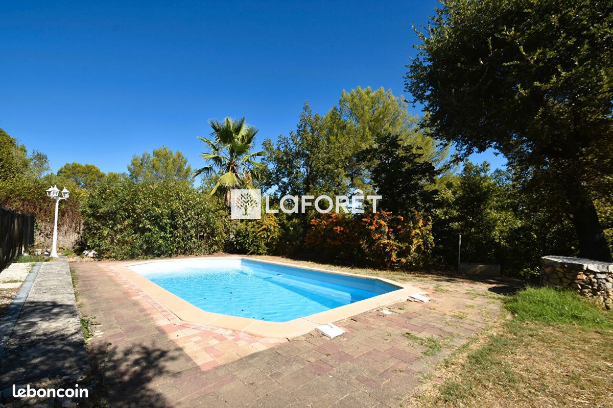 Maison 6 pièces 170 m² · à Le Val · 170 m² · 560 000 €