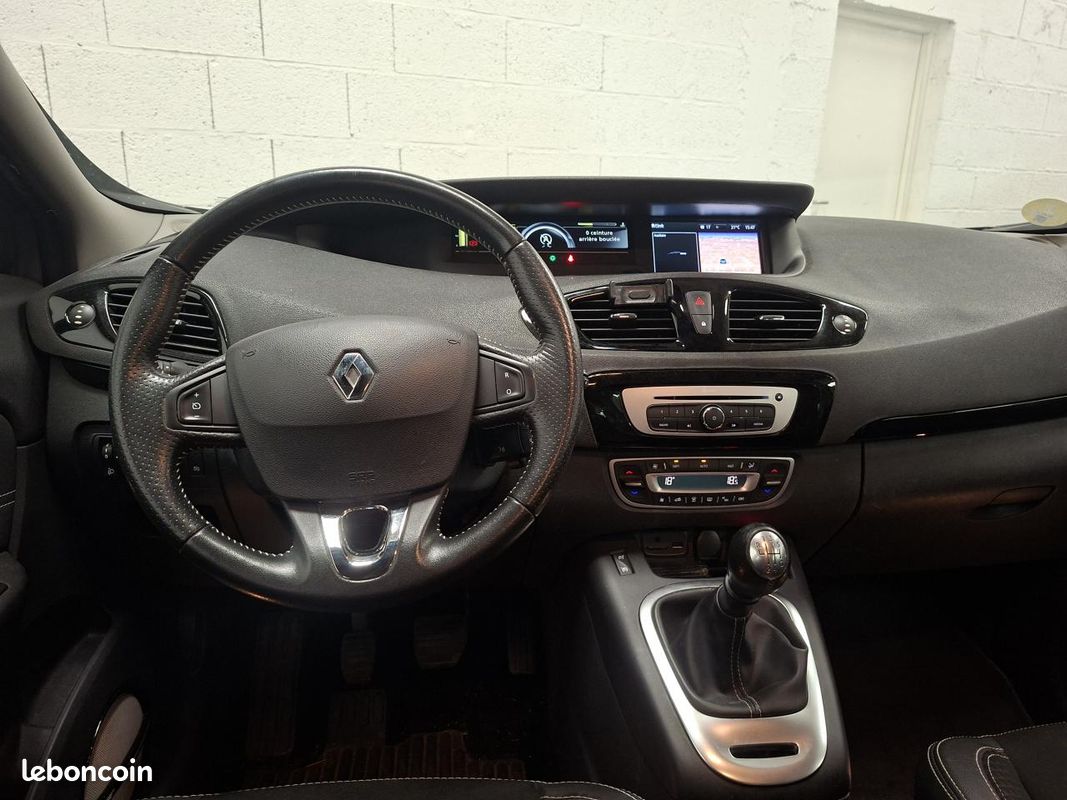 Renault scenic 1.5 dci 110 energy bose (image 7)