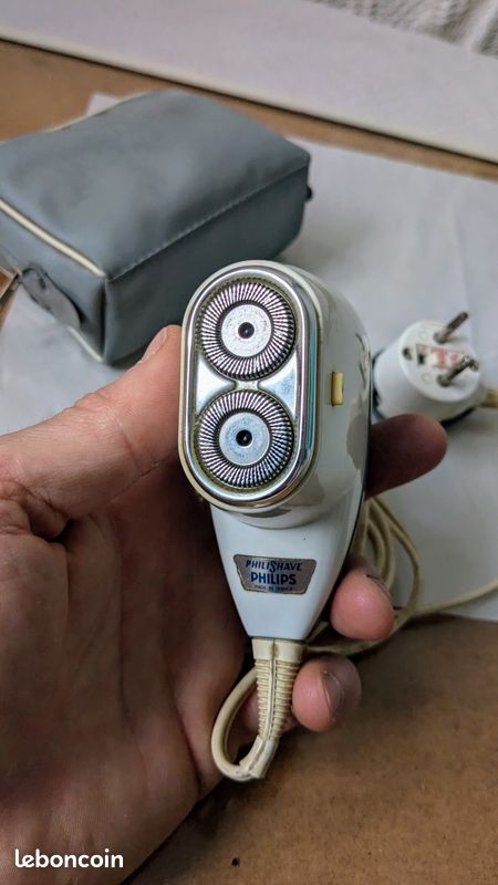 Vieux Rasoir de voyage Philips (image 1)