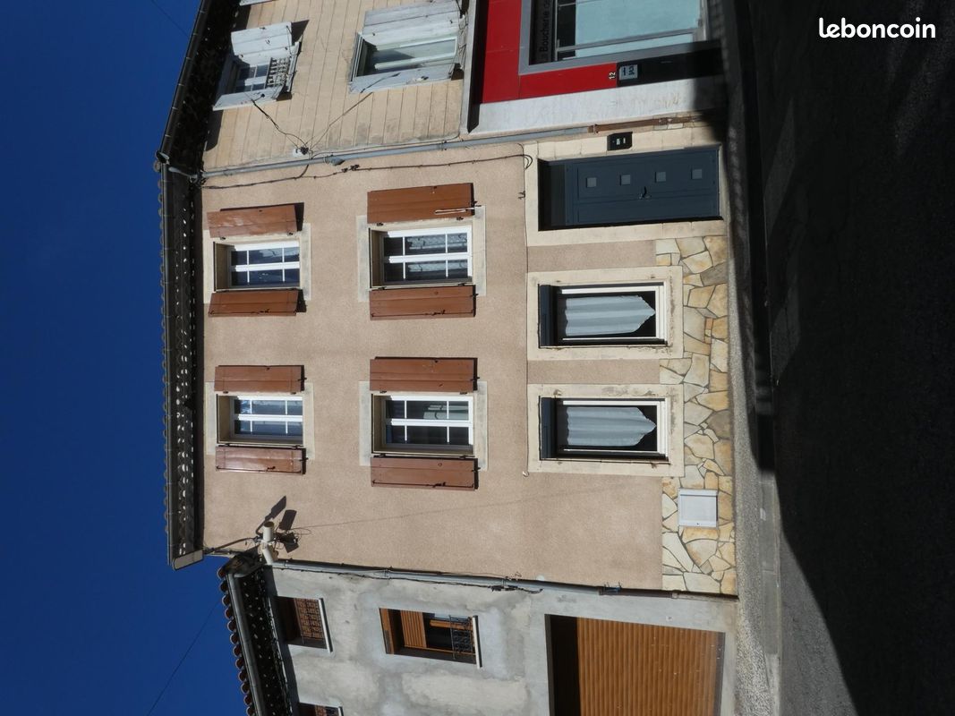Maison 7 pièces 160 m² · à Espéraza · 160 m² · 78 000 €