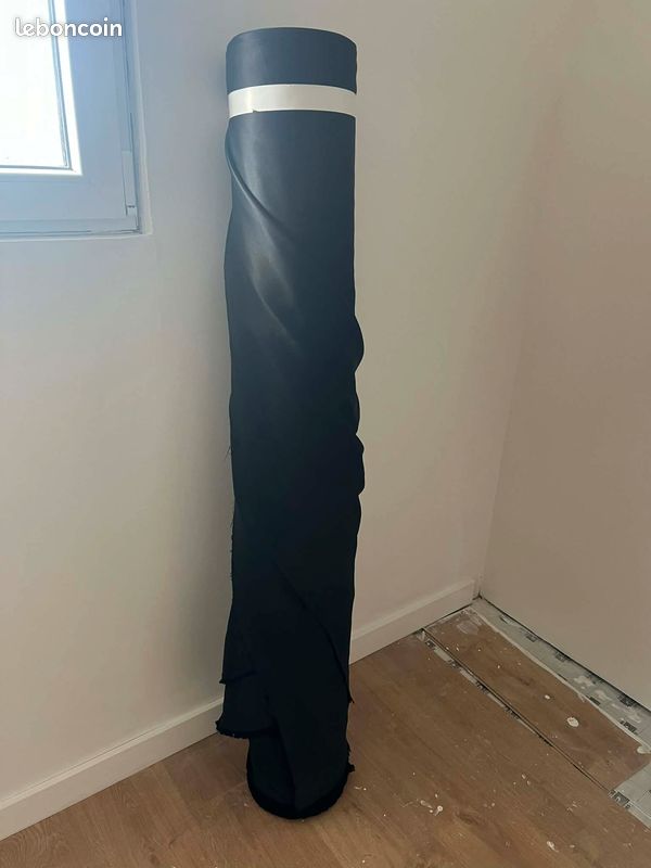 Rouleau de tissu (image 1)