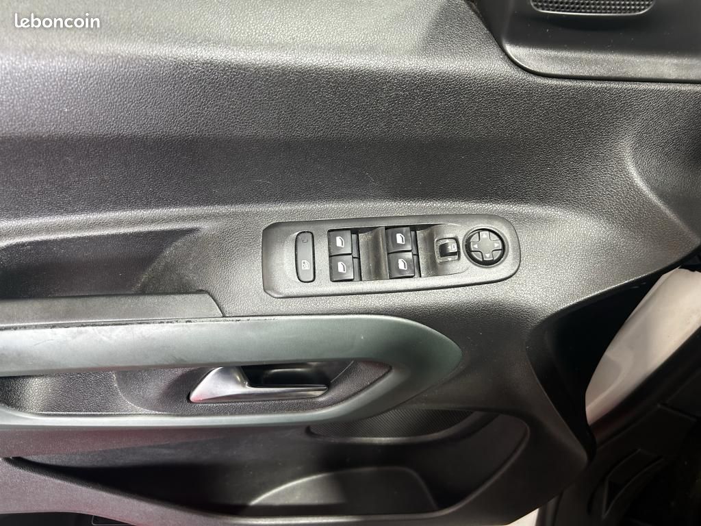 CITROEN BERLINGO III - 1.5 Hdi- 130ch - Garantie 12 mois (image 32)