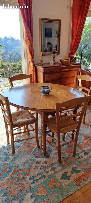 Table de salle à manger ronde moderne en pierre ittée de 1000 mm, 3 pieds en blanc｜Homary