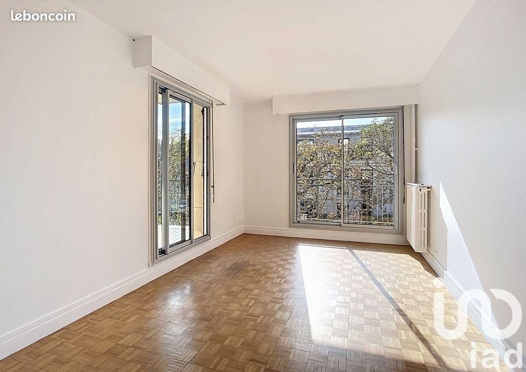 Appartement 3 pièces 93 m² · à Saint-Maur-des-Fossés · 93 m² · 2 050 €/mois
