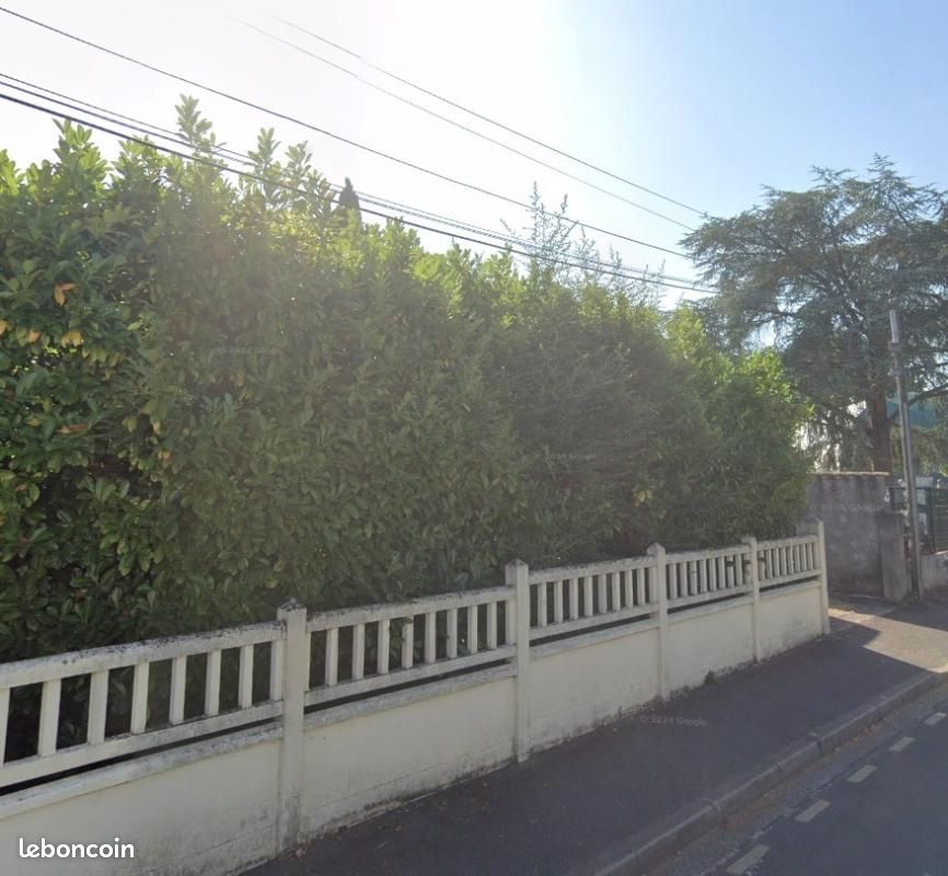 Terrain 305 m² · à Bordeaux · 380 000 €