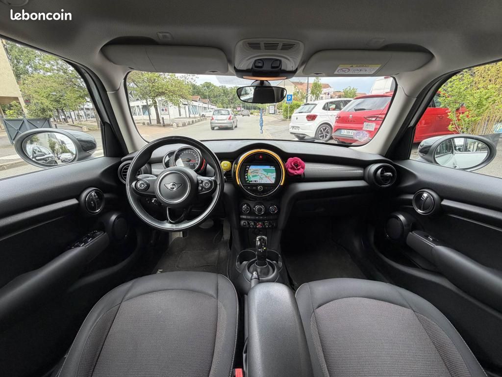 MINI MINI 1.5i 136CH BVA 5P F55 LCI Cooper Business Design PHASE 2 / Caméra / CarPlay (image 16)