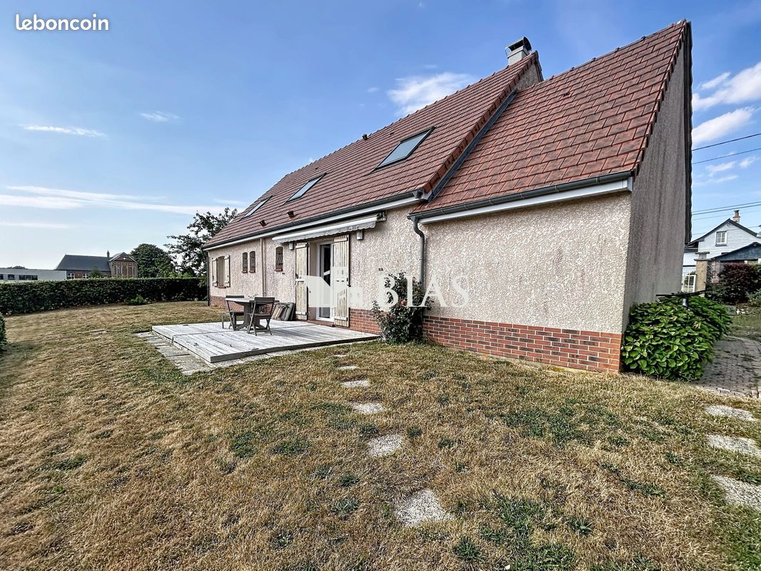 Maison 5 pièces 142 m² · à Montérolier · 142 m² · 242 000 €