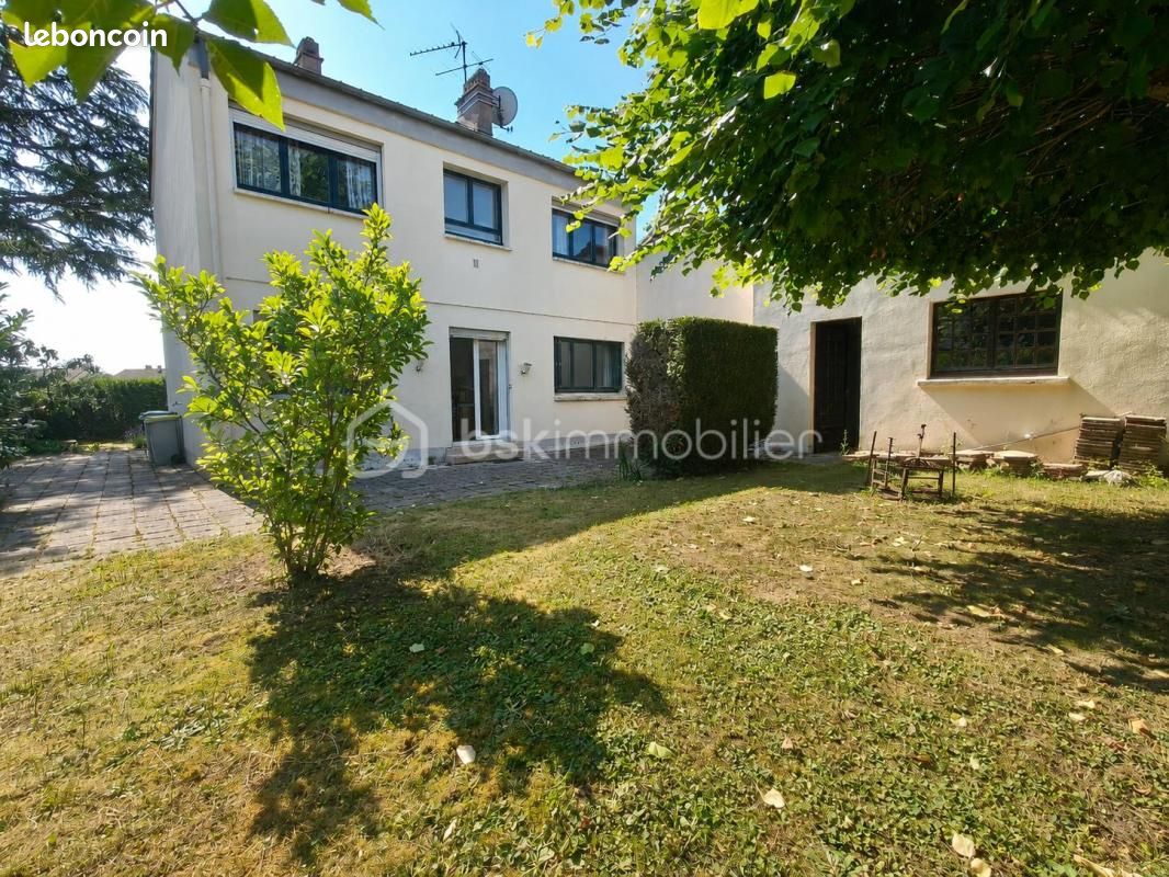 Maison 6 pièces 92 m² · à Villepreux · 92 m² · 385 000 €