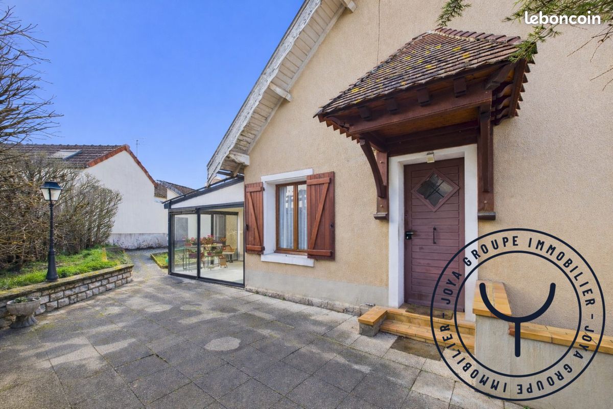 Maison 5 pièces 100 m² · à La Chapelle-Saint-Luc · 100 m² · 129 000 €