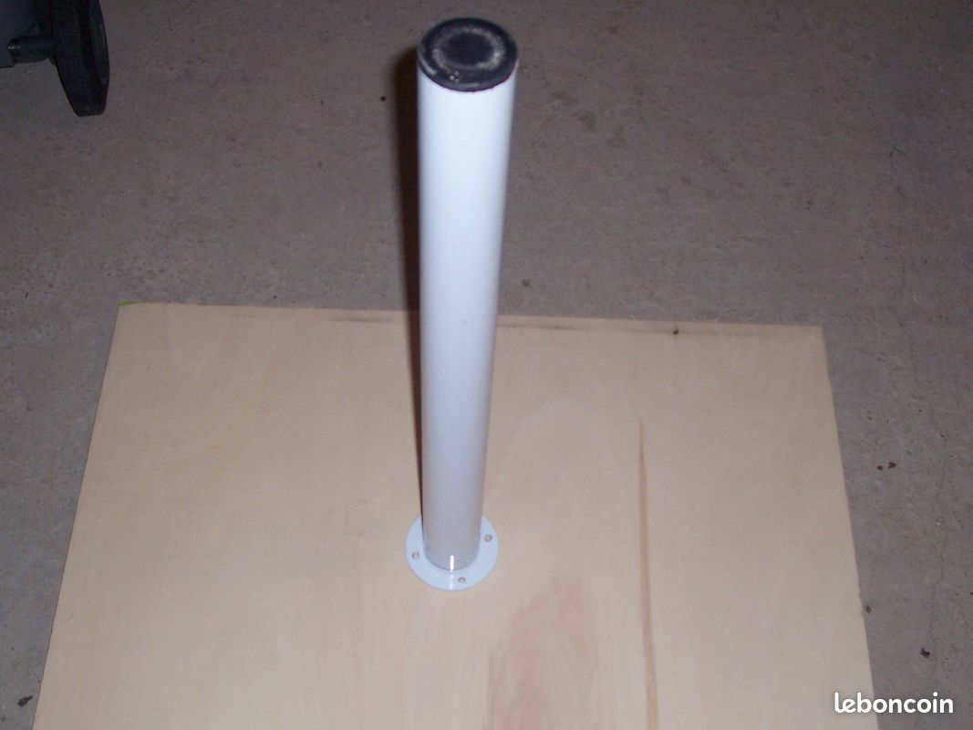 Pied reglable pour plan de travail cuisine (image 2)