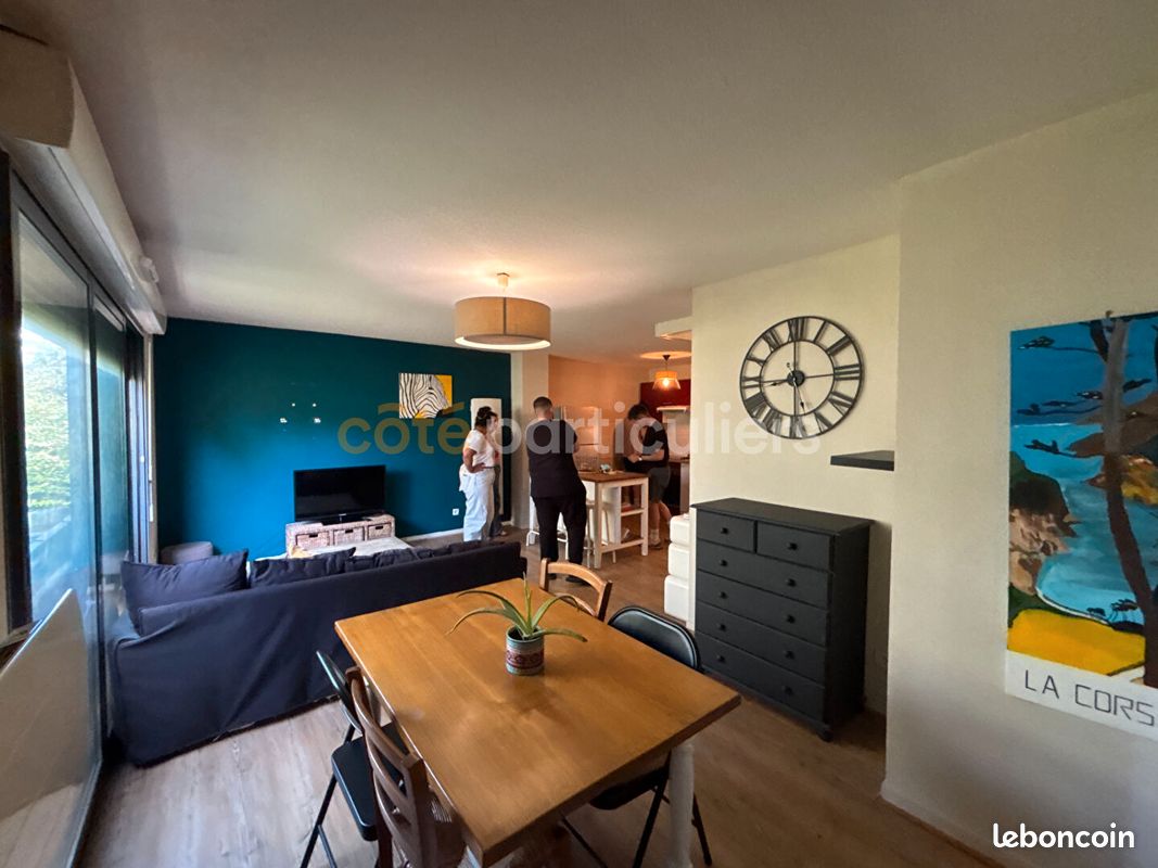 Appartement 2 pièces 52 m² · à Bordeaux · 52 m² · 215 000 €
