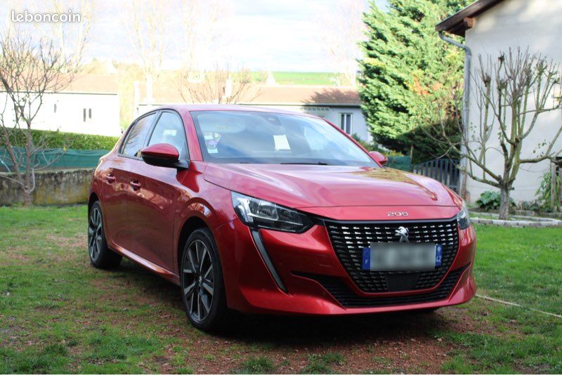 Peugeot 208 (image 1)