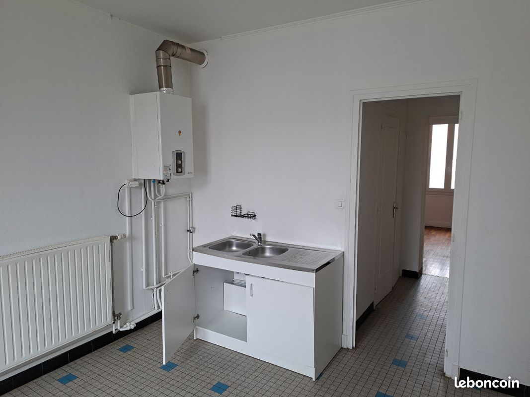 Appartement 3 pièces 27 m² · à Bellerive-sur-Allier · 27 m² · 420 €/mois