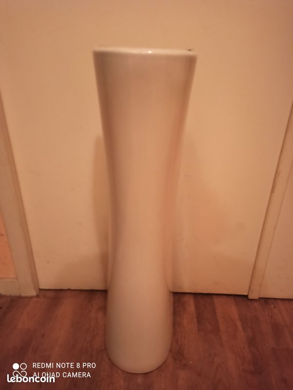 Colonne en céramique (image 1)