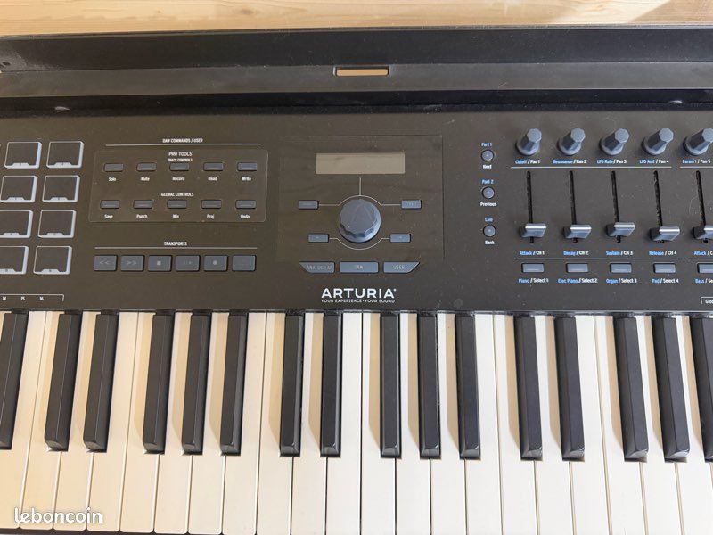 Piano Arturia KeyLab 88 MKII Black Édition (image 2)