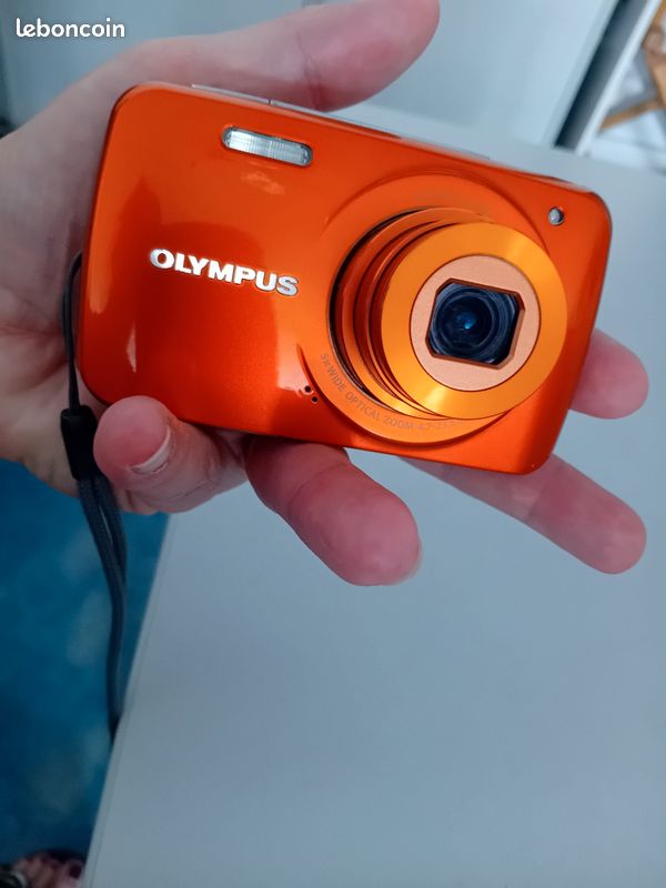 Olympus VH-210 Orange Pop Carte sd 16G (image 1)