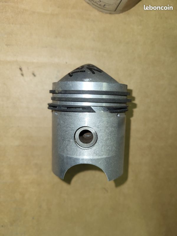Moto collection Terrot 125 culbutée pistons neufs d'époque (image 2)