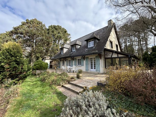 Propriété 8 pièces 228 m²