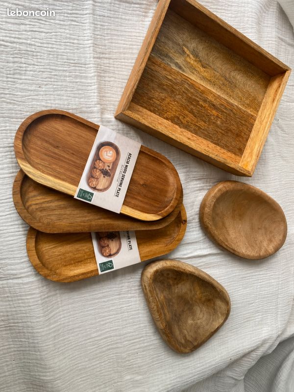 Lot d'accessoires de cuisine en bois (image 1)